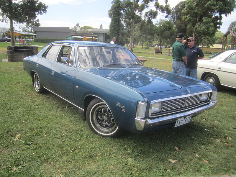 Illustration for article titled Completely random... Aussie Chryslers with Oldsmobile wheels?
